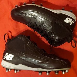 4e wide cleats